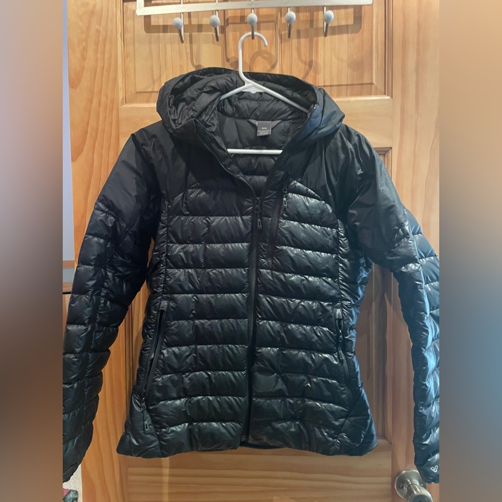 Outdoor Research Women’s Helium Down Jacket M